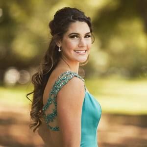 Meet your Posher, Olivia